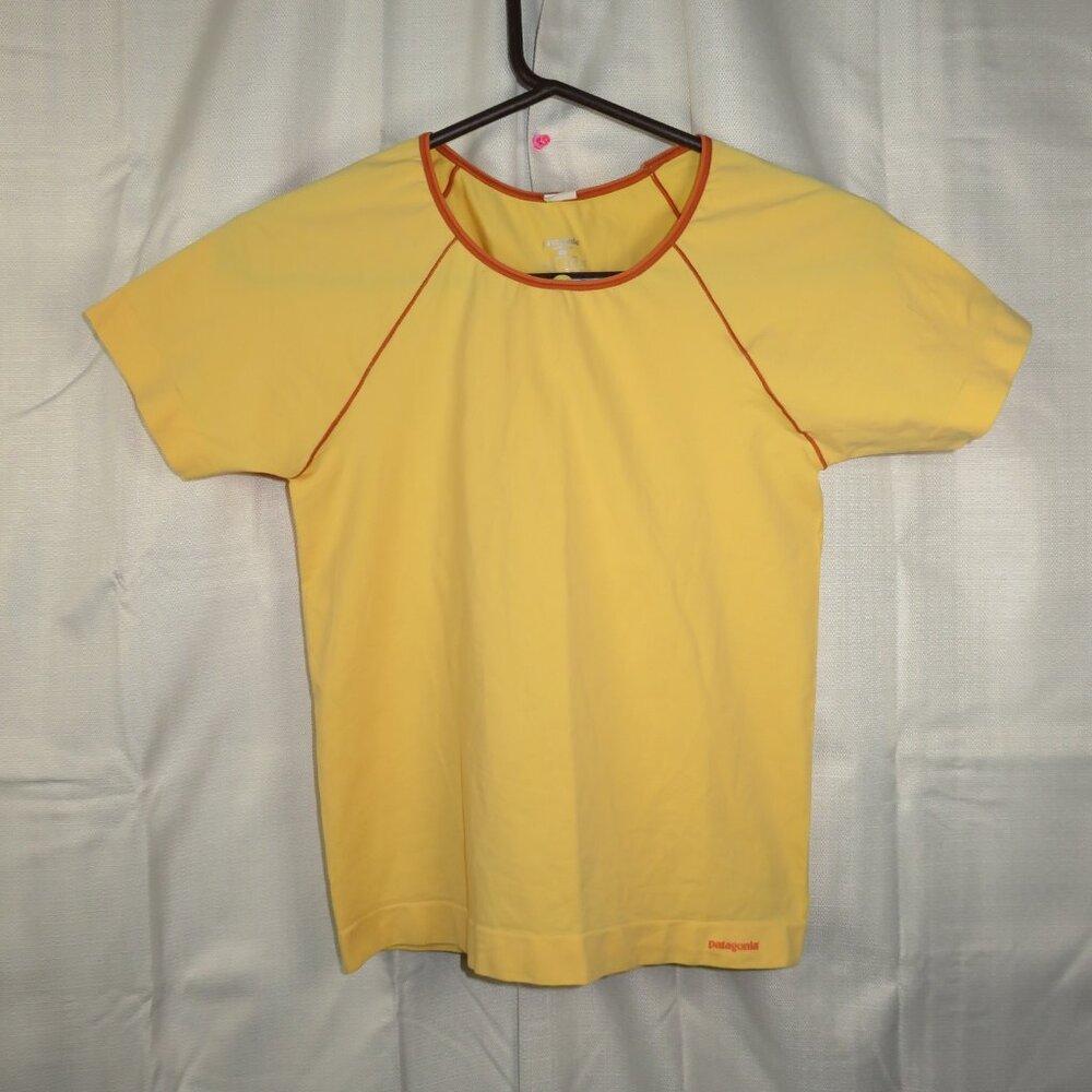 Patagonia Women’s Capilene Tank Top and Sport T Shirt Lot of 2 Size Large - Picture 2 of 7